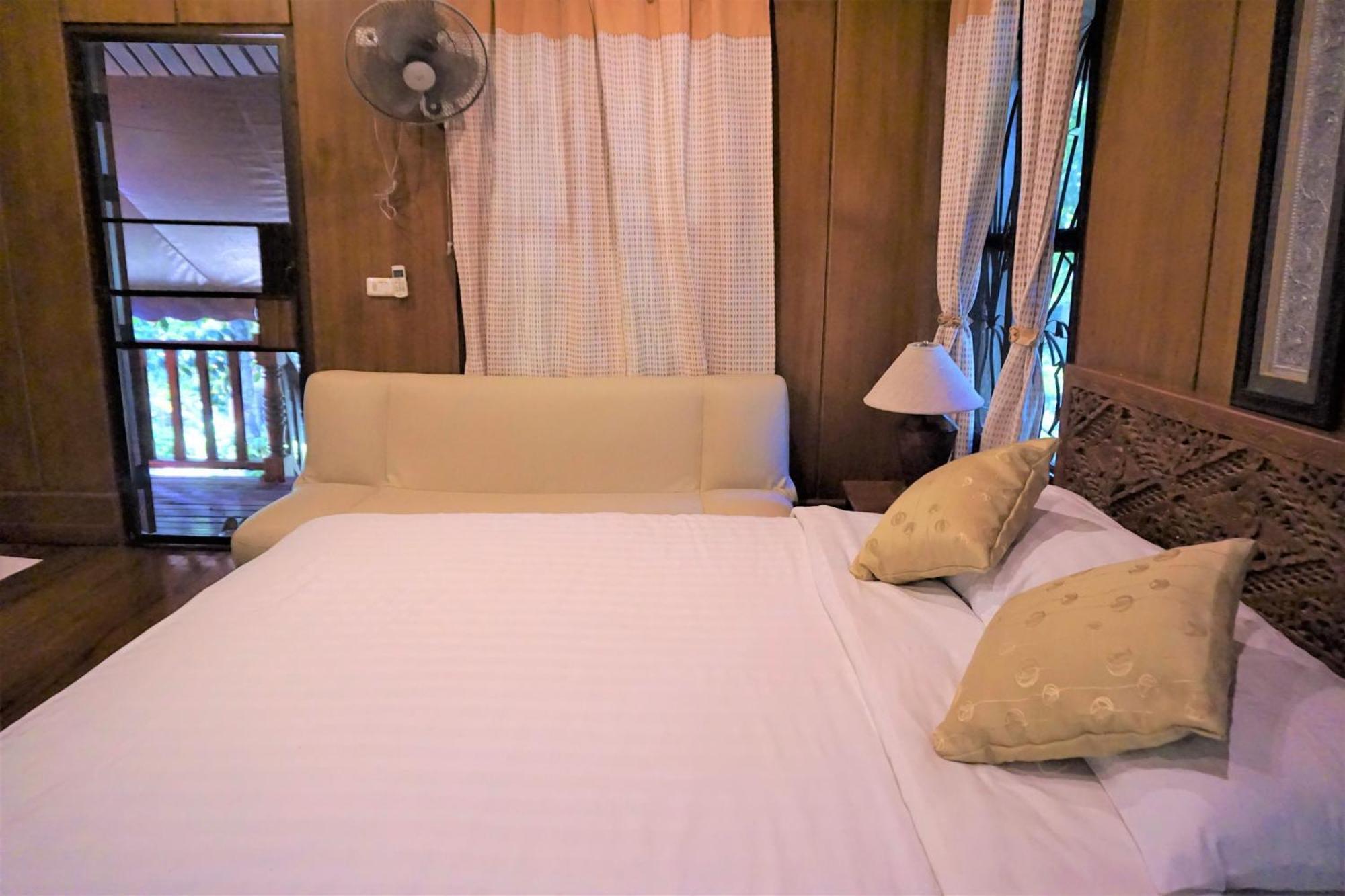 Bhupimarn Garden House Hotel Чом Тонг Екстериор снимка